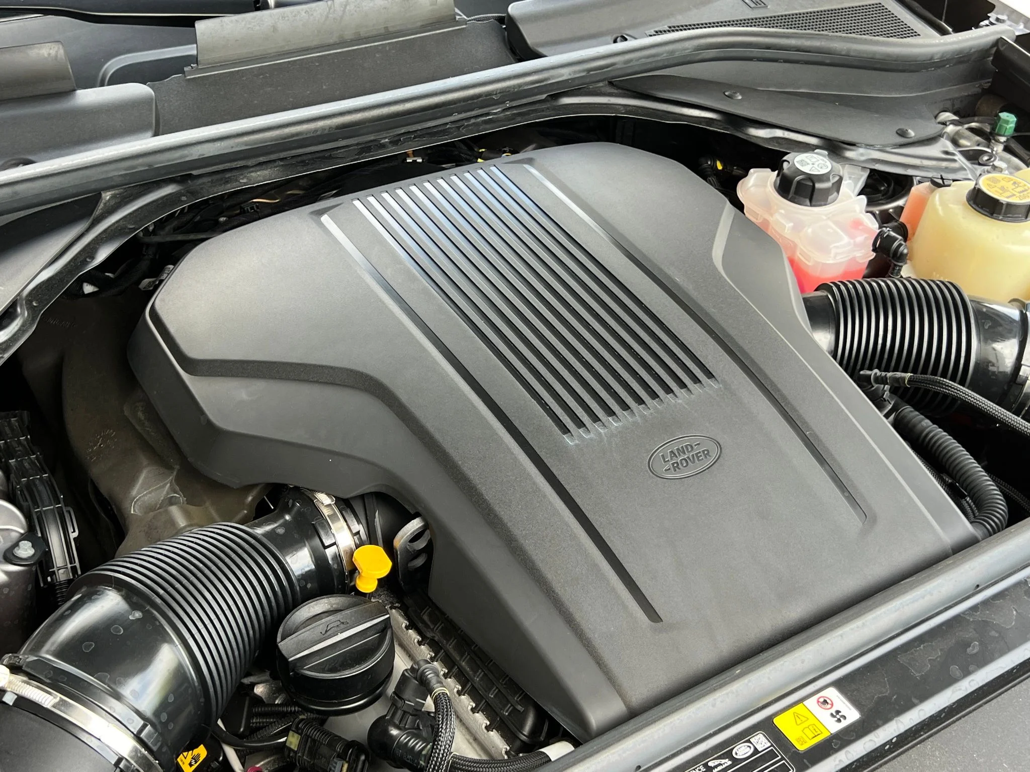 Used 2025 Gray Land Rover Autobiography image 36
