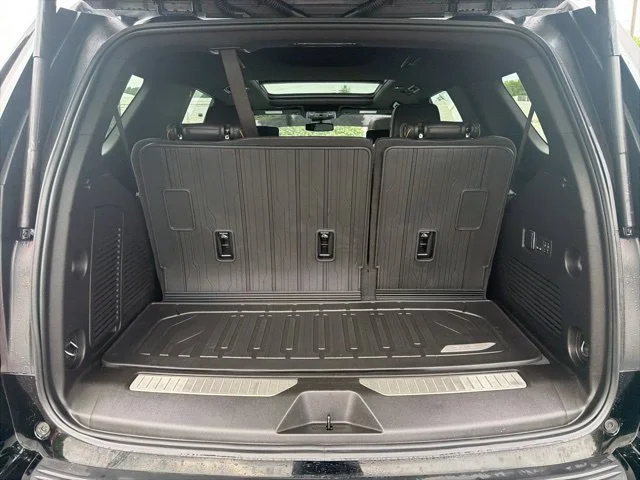 Used 2024 Onyx Black GMC AT4 image 17