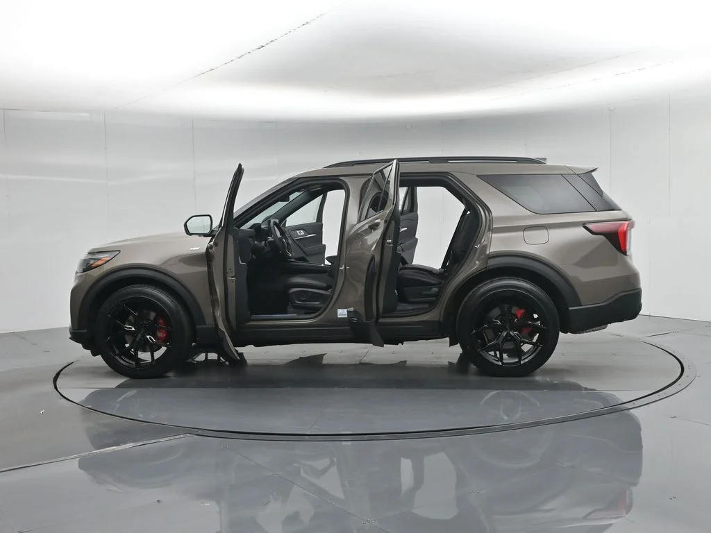 New 2026 Marsh Gray Ford ST-Line image 35