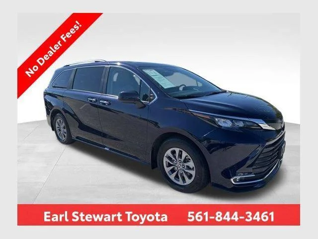 2024 Toyota Sienna XLE