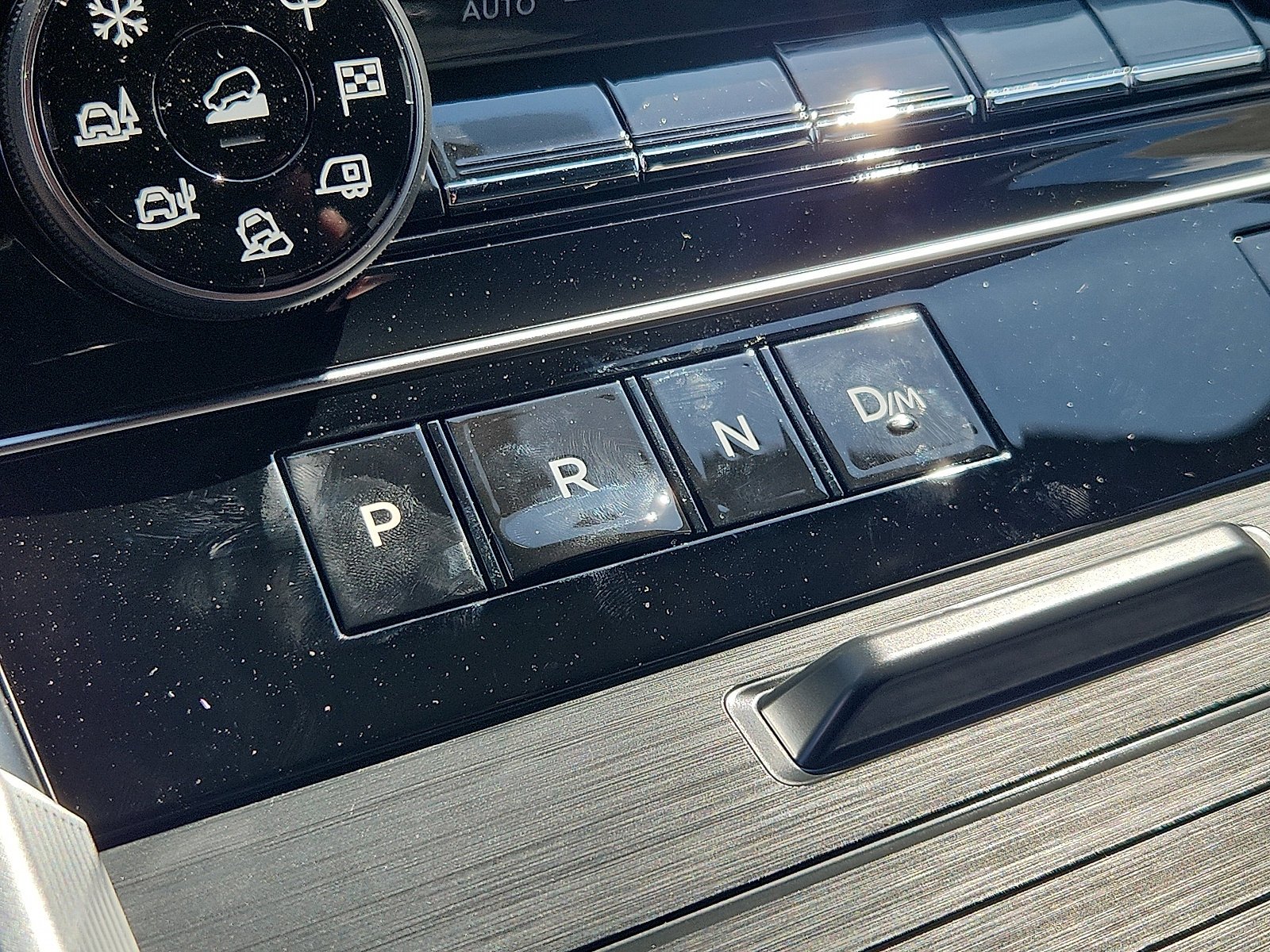 2026 Nissan Armada SL - Photo 12