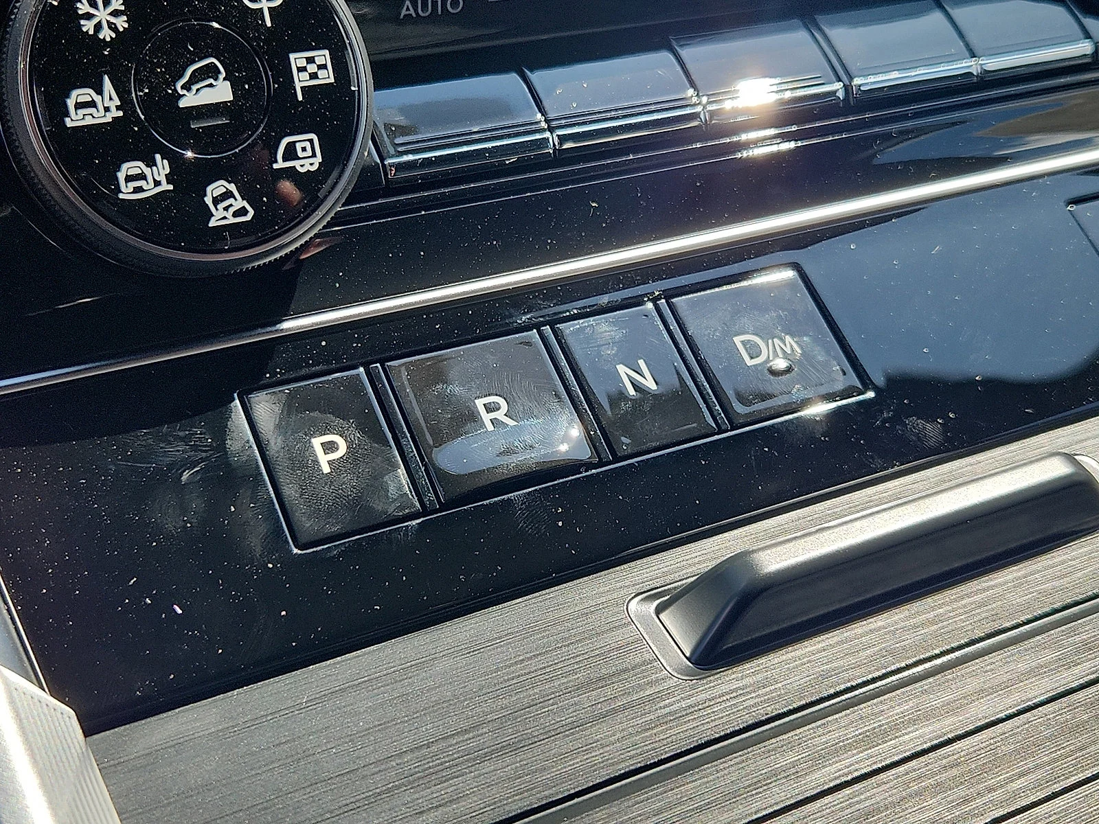 2026 Nissan Armada SL - Photo 12