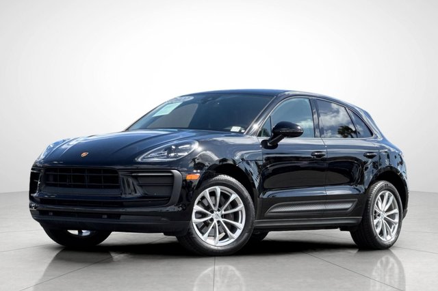 2022 Porsche Macan Base