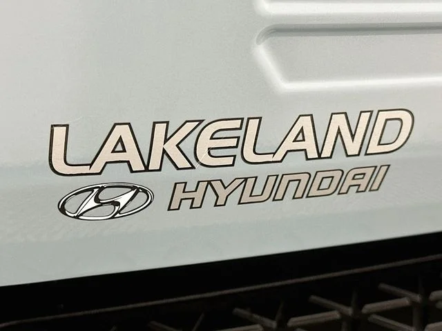 New 2027 Blue Hyundai SE image 24