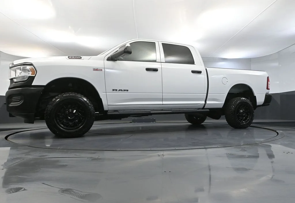 Used 2022 White Ram Tradesman image 51