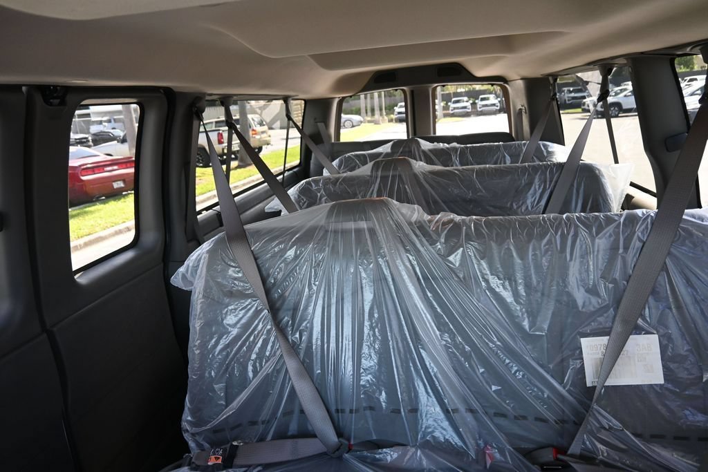 2025 Chevrolet Express Passenger LS - Photo 9
