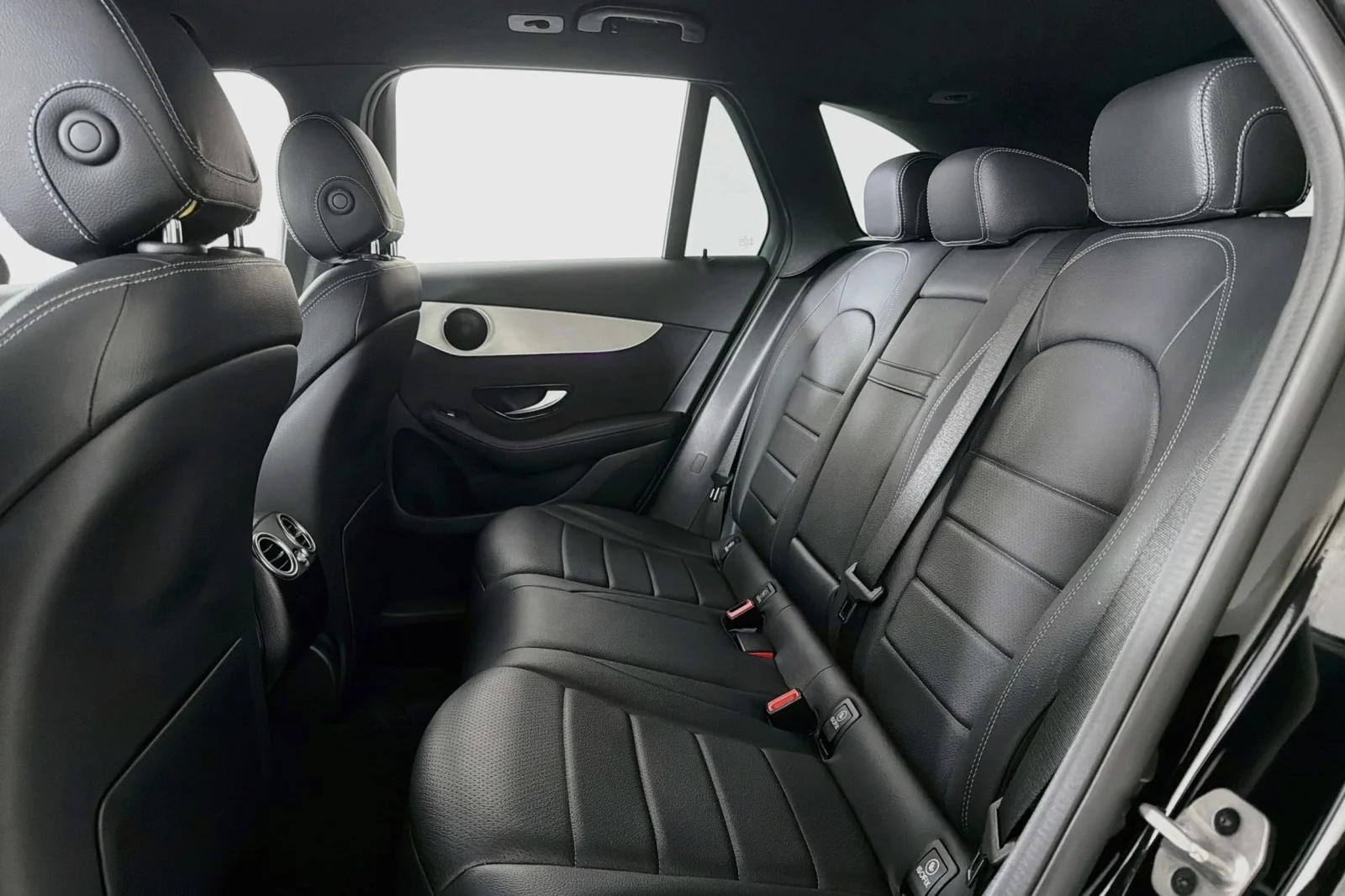 Certified Used 2022 Black Mercedes-Benz 300 image 9