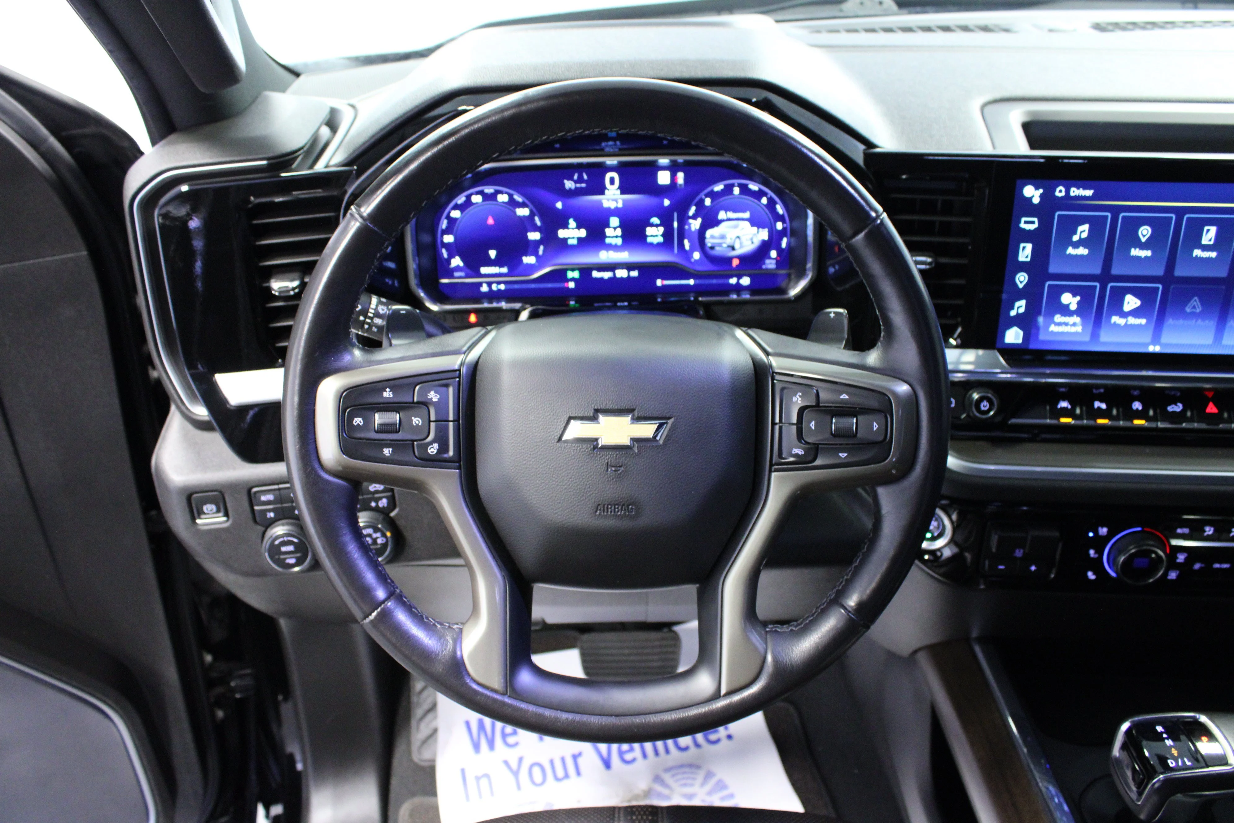 Used 2022 Black Chevrolet High Country image 17