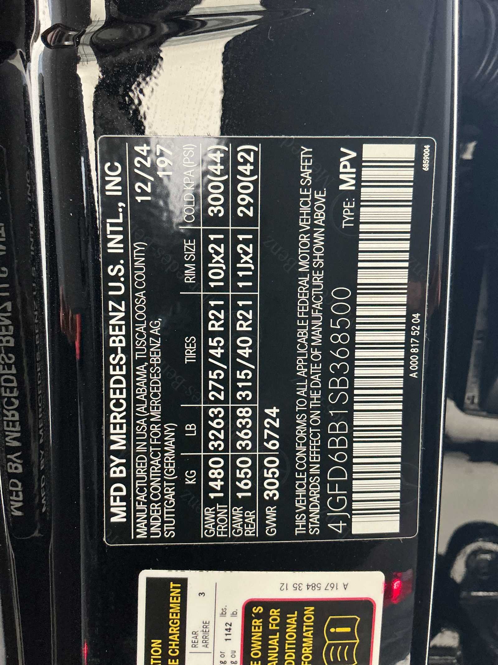 Certified Used 2025 Obsidian Black Metallic Mercedes-Benz AMG® GLE 53 image 29
