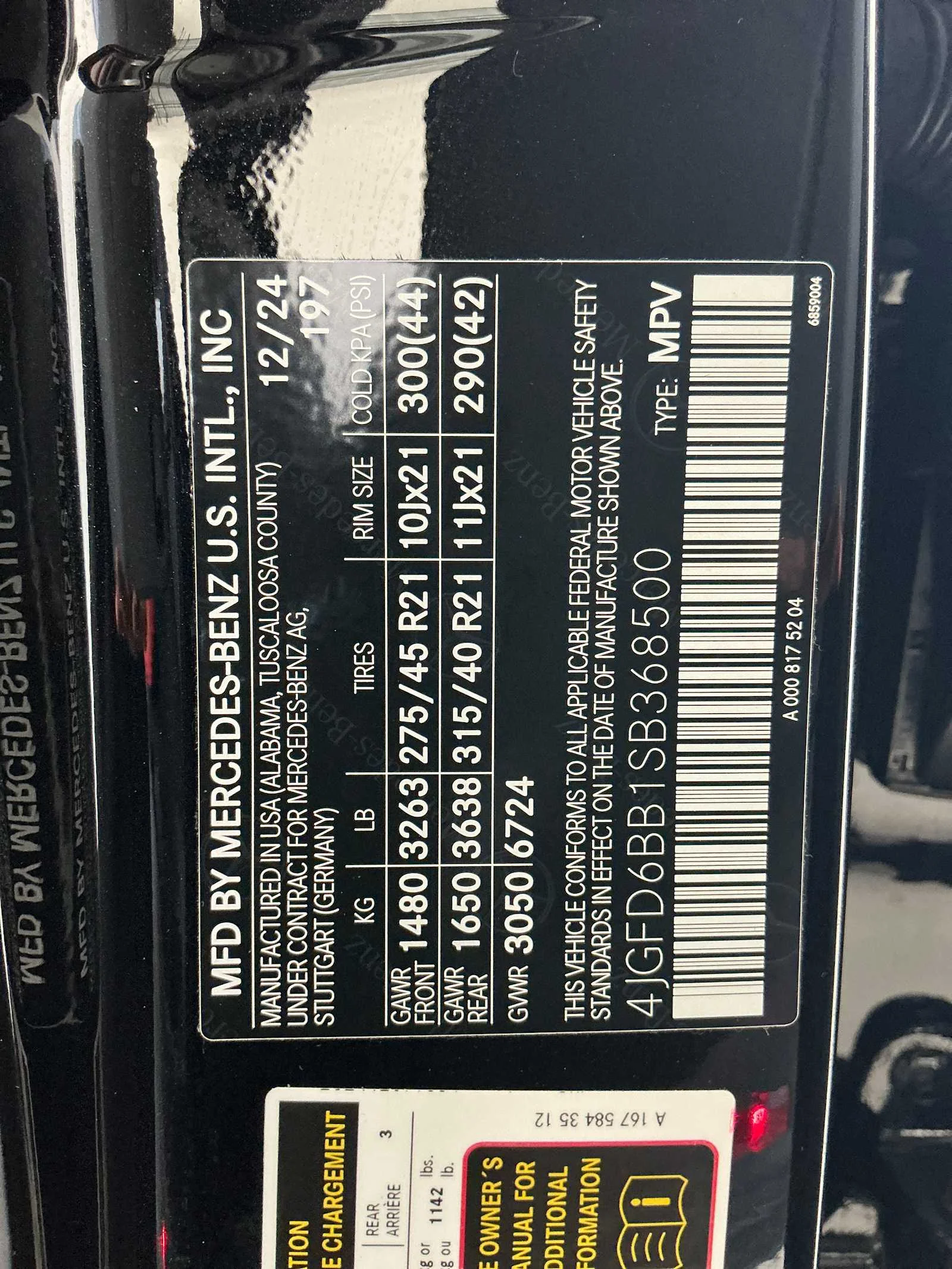 Certified Used 2025 Obsidian Black Metallic Mercedes-Benz AMG® GLE 53 image 29