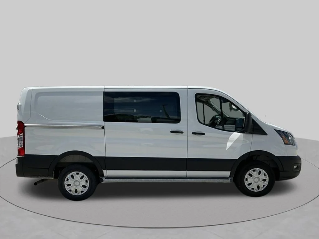 Used 2025 White Ford Base image 15