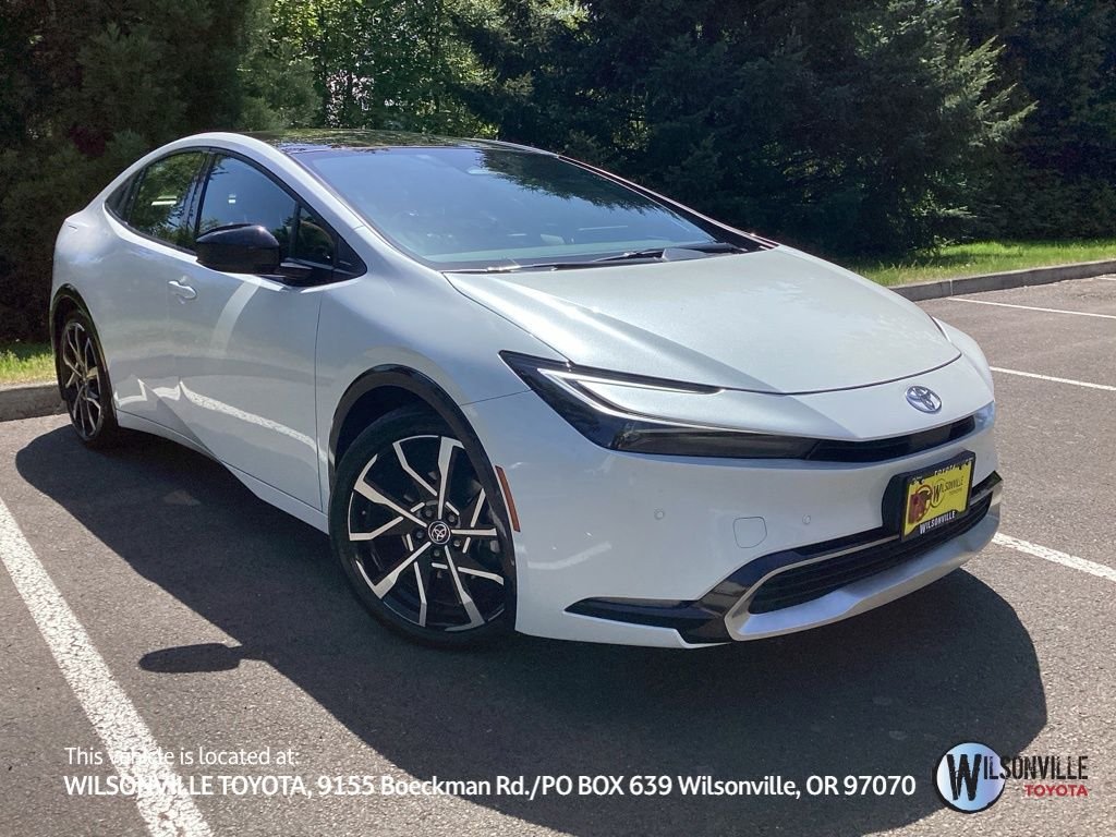 2024 Toyota Prius Prime XSE Premium's photo