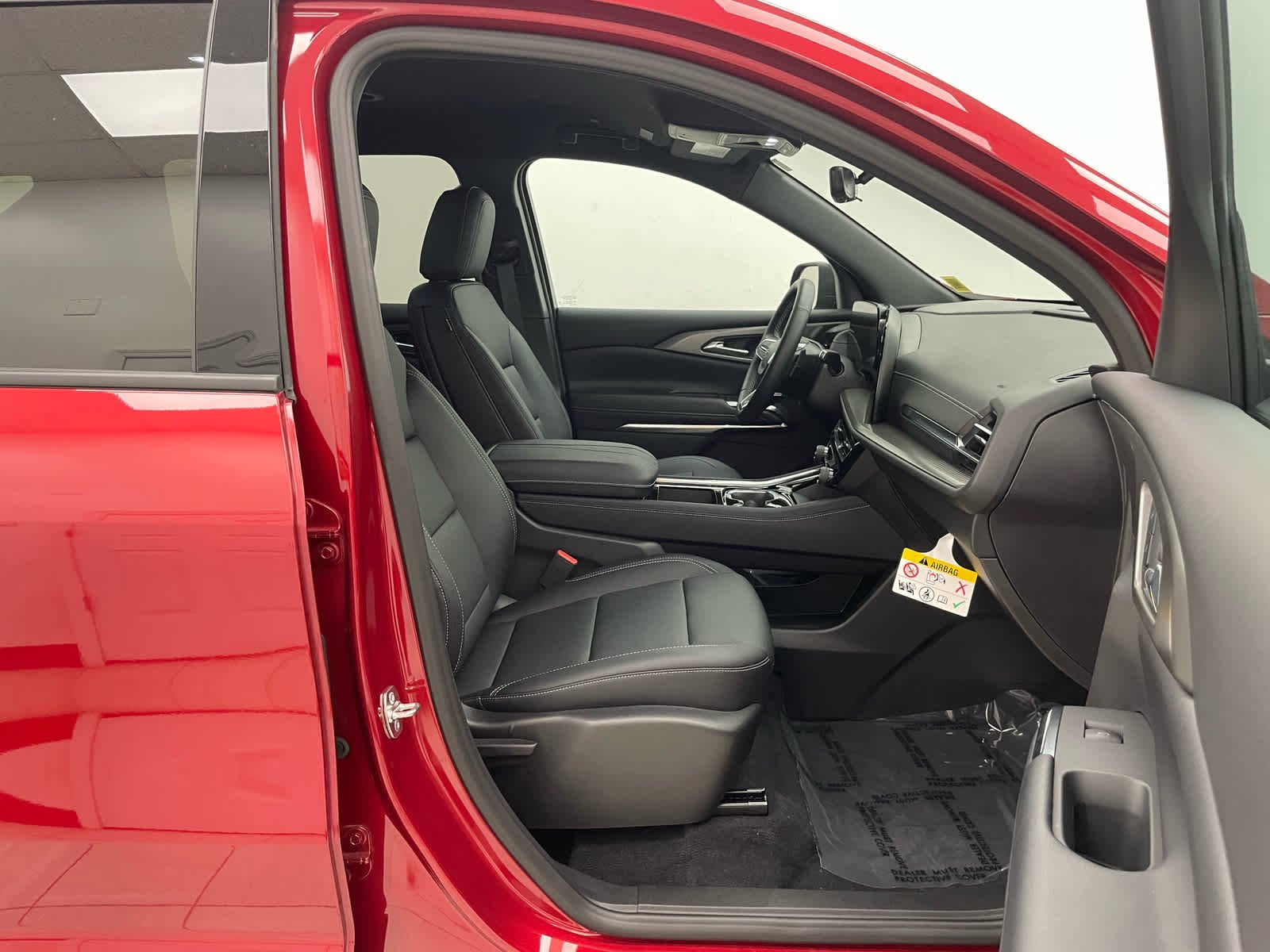 2026 Chevrolet Traverse LT - Photo 14