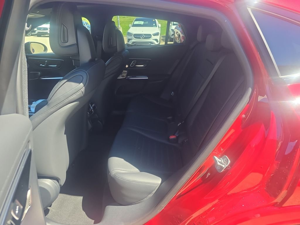 New 2027 MANUFAKTUR Patagonia Red Metallic Mercedes-Benz GLC 300 image 25
