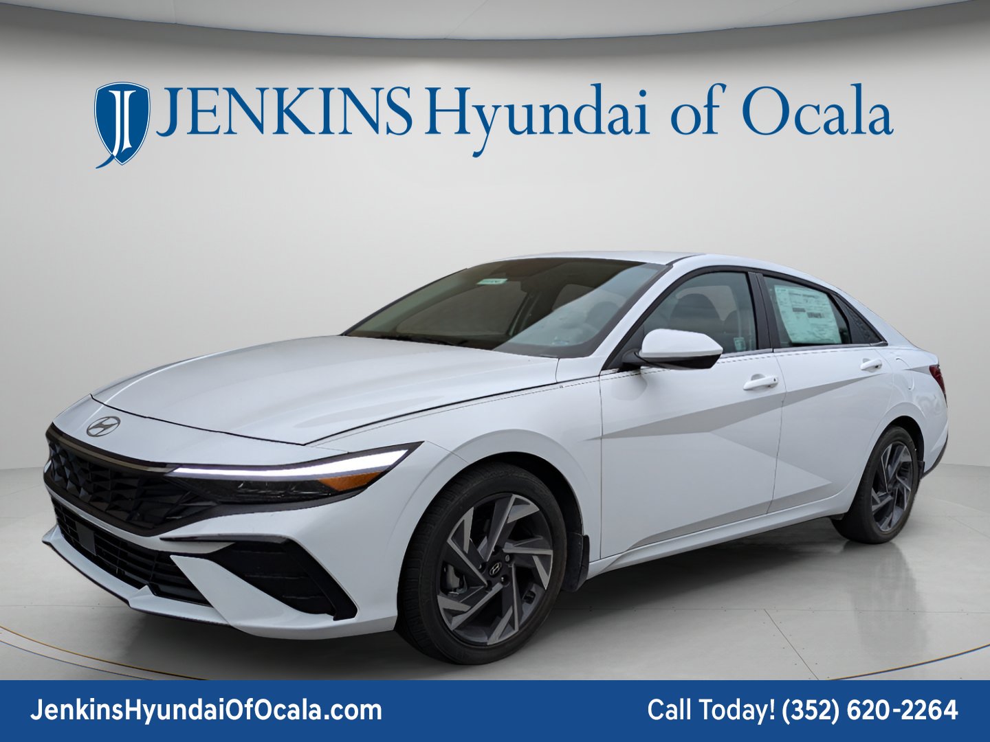 Used 2025 Serenity White Hyundai SEL Convenience image 8