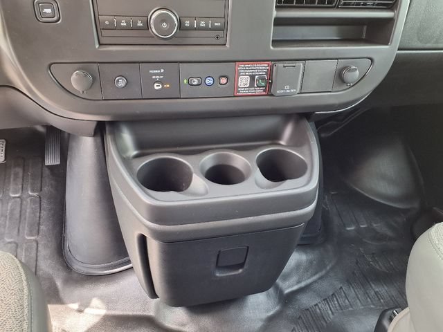 2025 Chevrolet Express Cargo Work Van - Photo 17