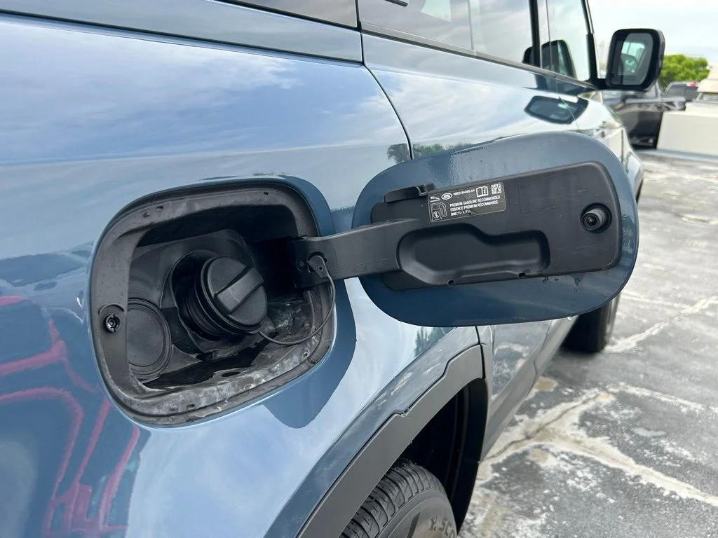 Used 2024 Blue Land Rover S image 47