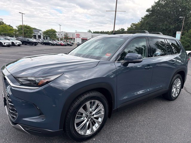 Certified Used 2024 Cloud Toyota Platinum image 10