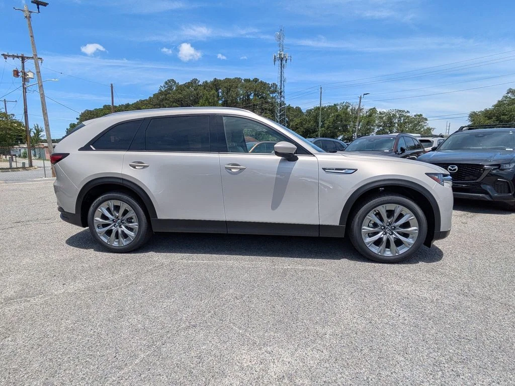 New 2026 Platinum Quartz Metallic Mazda 3.3 Turbo Preferred AWD image 3