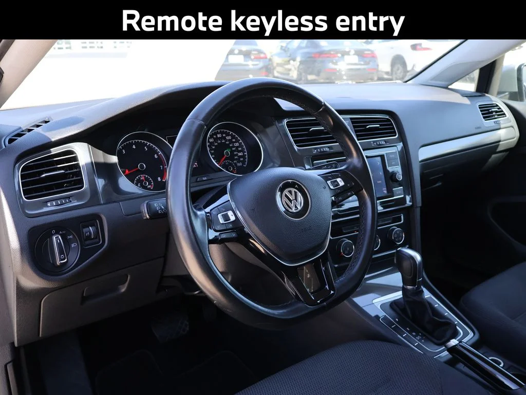 Used 2018  Volkswagen TSI S 4-Door image 5