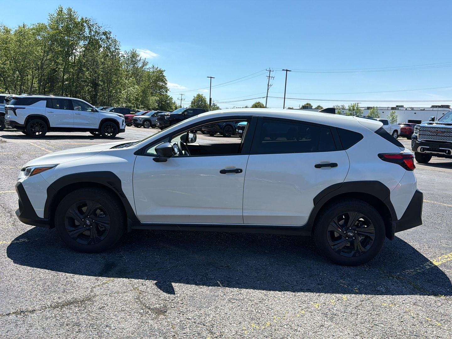 Used 2025 Crystal White Pearl Subaru Base image 11