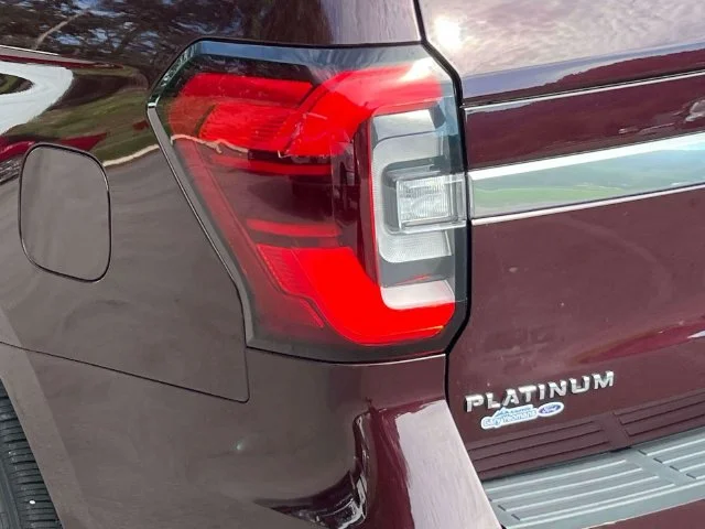 Used 2023 Red Ford Platinum image 10