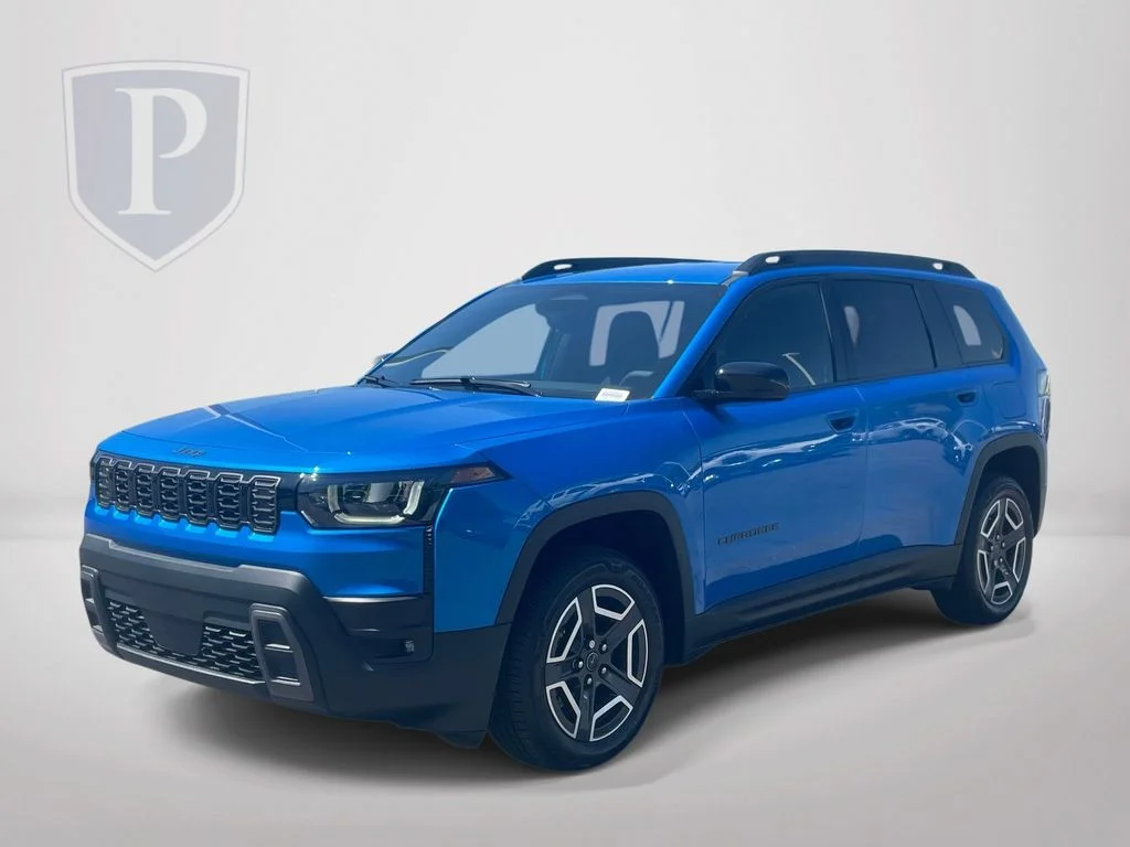 New 2026 Hydro Blue Pearlcoat Jeep Laredo image 4