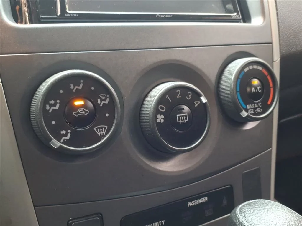 Used 2013 Red Toyota S image 4