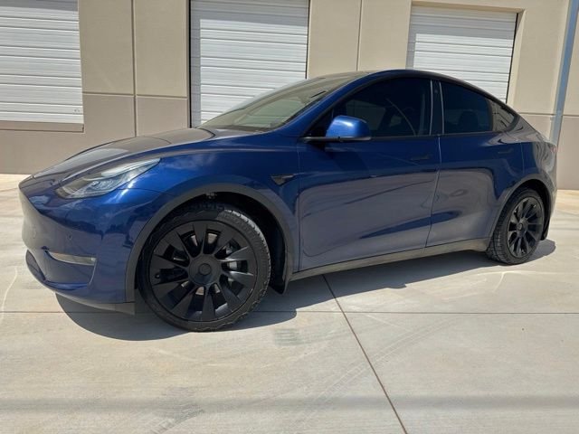 Used 2022 Black Tesla Long Range image 1