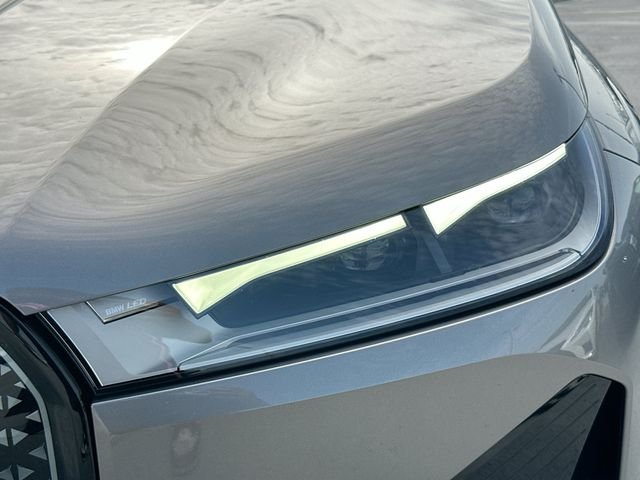 Certified Used 2024 Gray BMW xDrive50 image 32