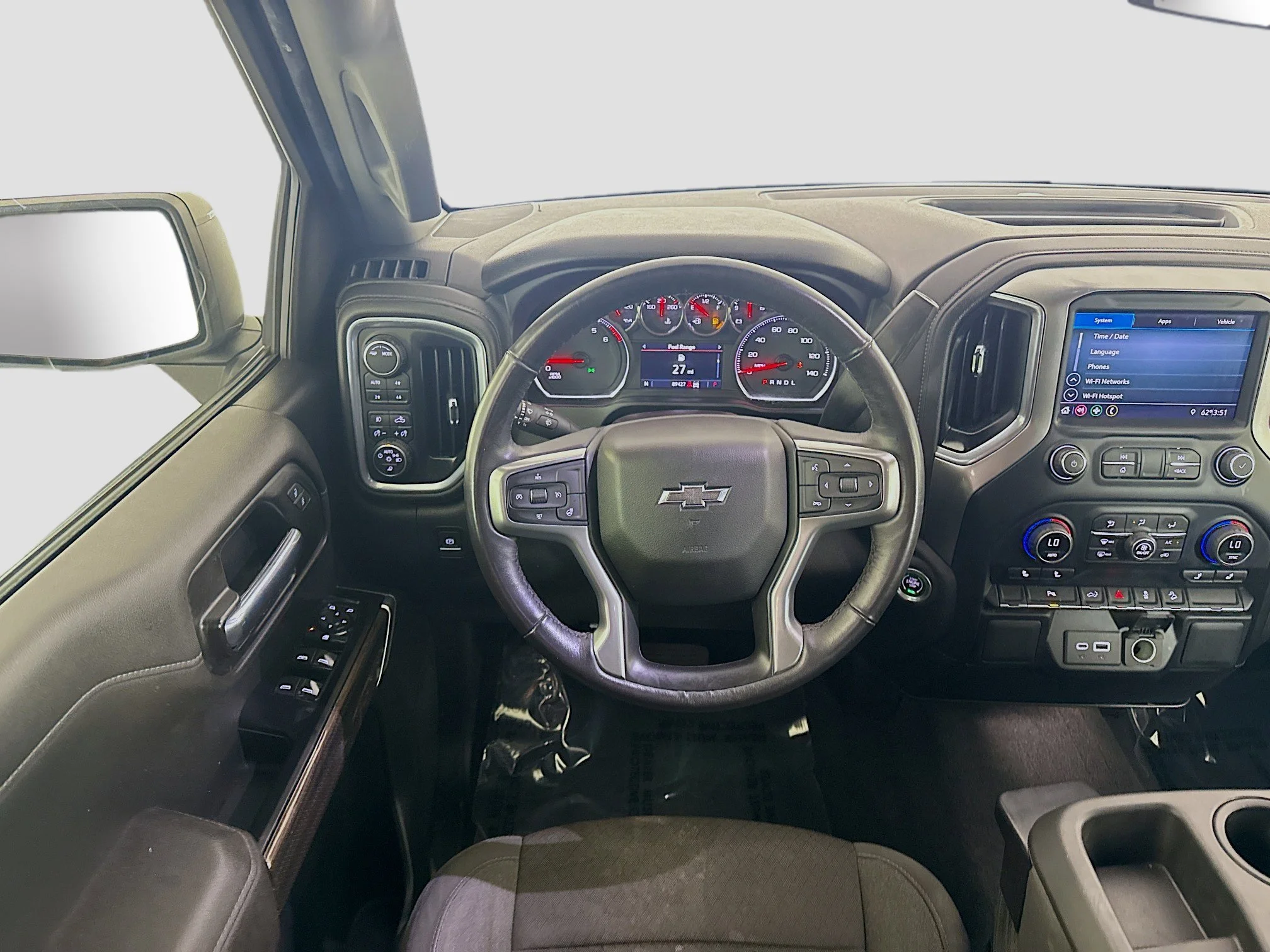 Used 2022 Summit White Chevrolet RST image 13