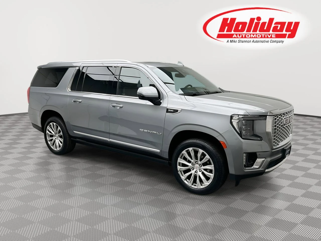 Used 2023 Sterling Metallic GMC Denali image 1