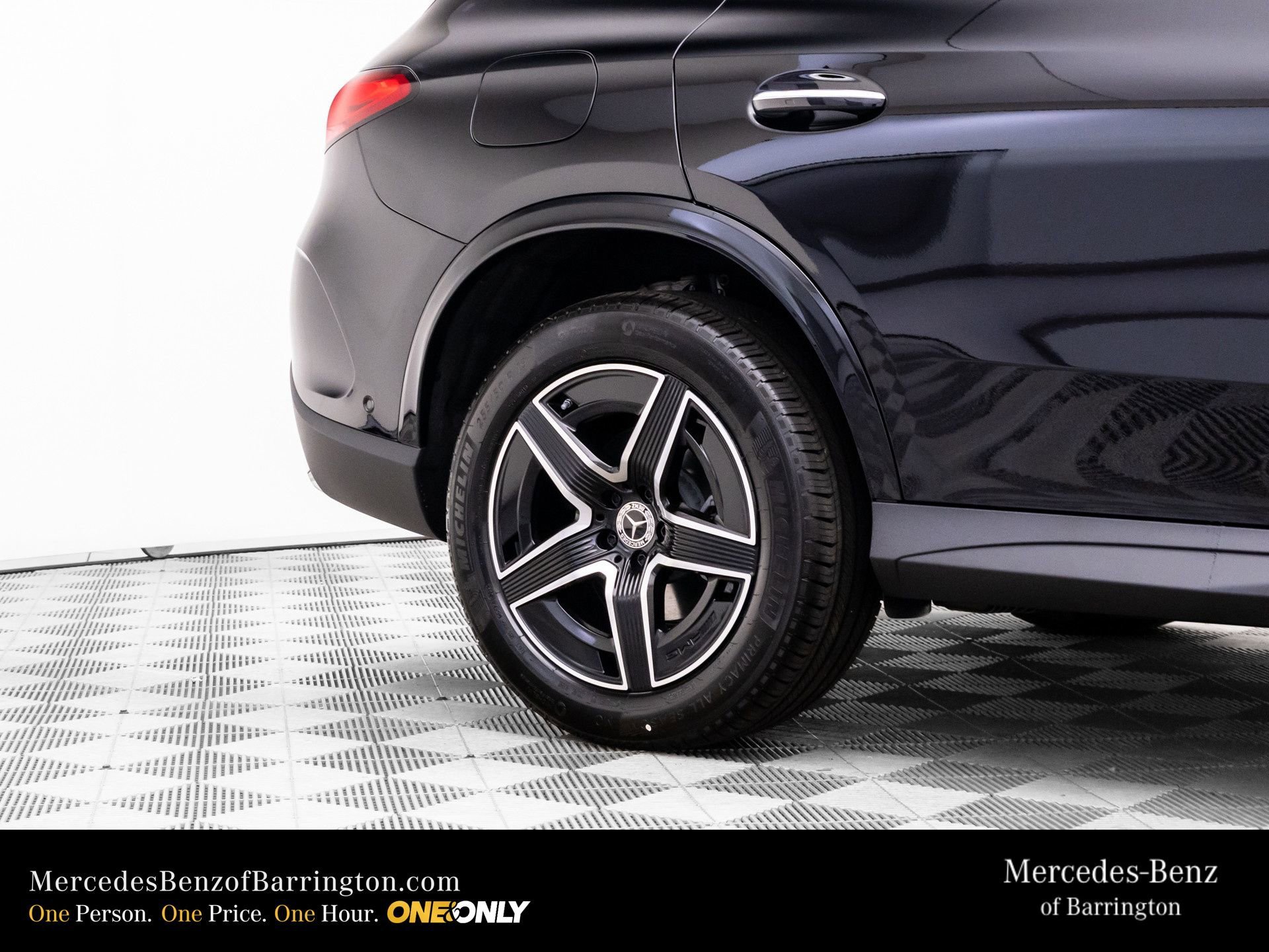 New 2026 Black Mercedes-Benz GLC 300 image 72