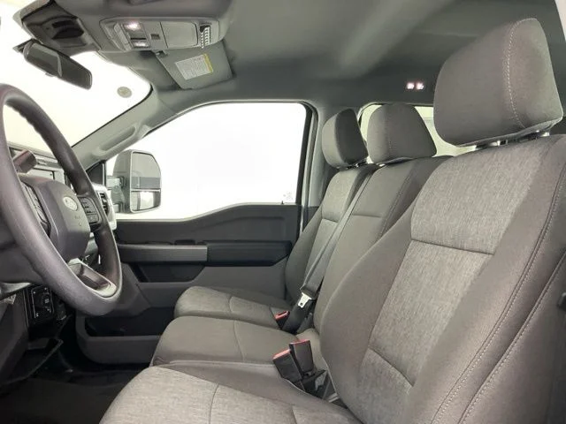 New 2026 Oxford White Ford XL image 16
