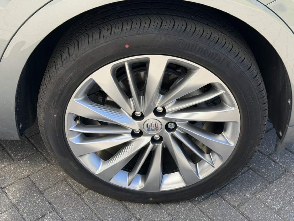 New 2026 Moonstone Gray Metallic Buick Avenir image 10
