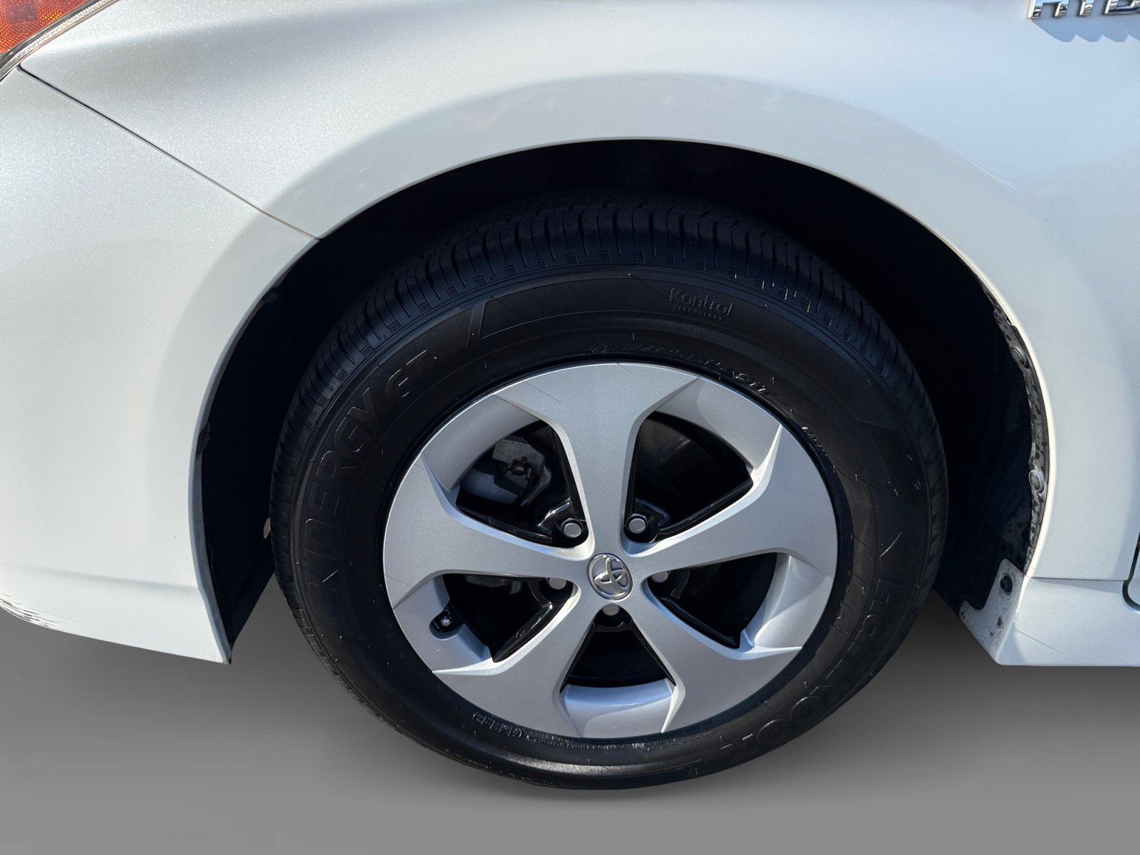Used 2013 Blizzard Pearl Toyota Three image 9