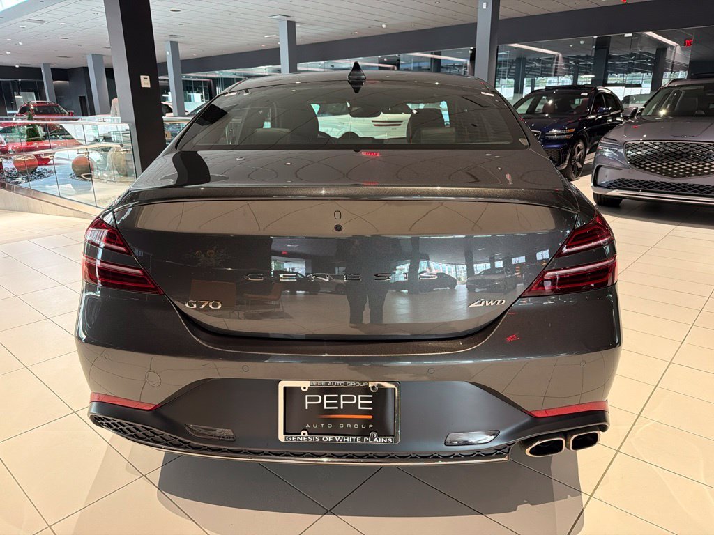 2023 GENESIS G70 Standard - Photo 6
