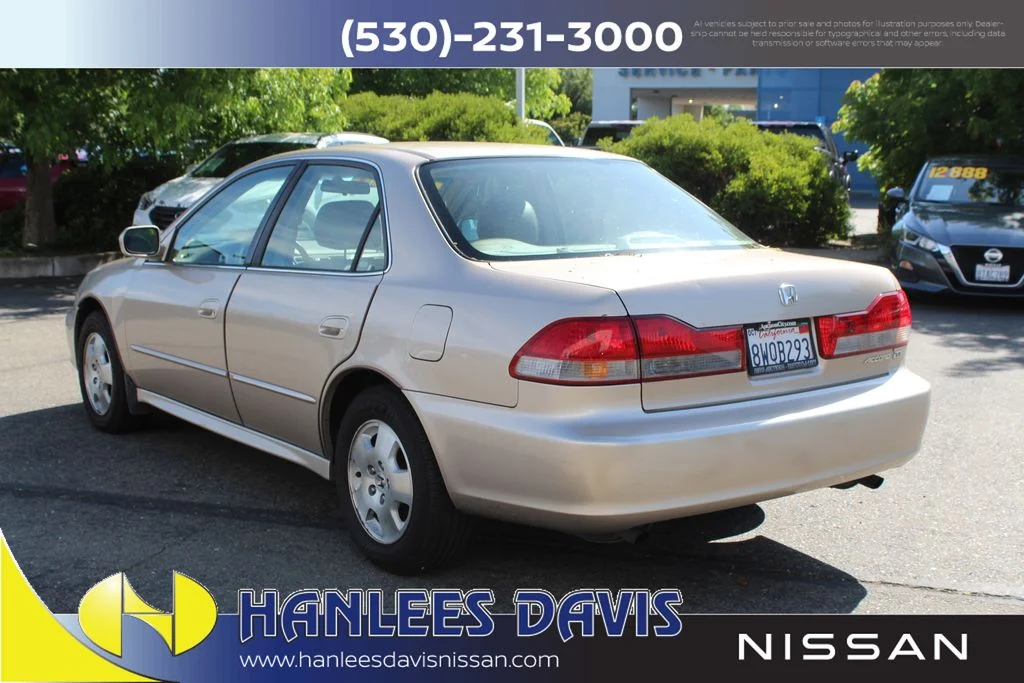 Used 2001 Gold Honda EX-L image 9