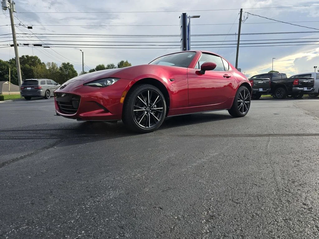 Used 2024 Soul Red Crystal Metallic Mazda Grand Touring image 16