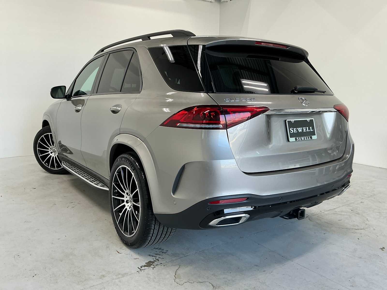 Certified Used 2022 Mojave Silver Metallic Mercedes-Benz GLE 350 image 6