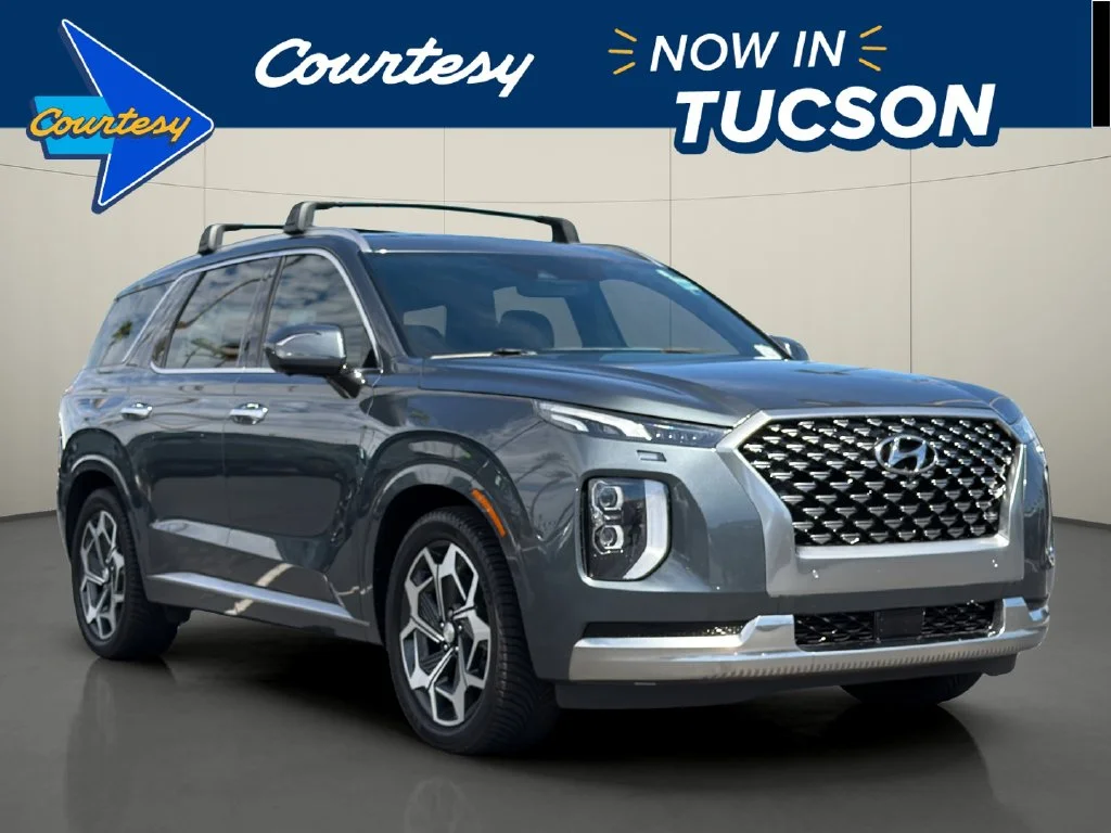 Used 2022 Gray Hyundai Calligraphy image 1