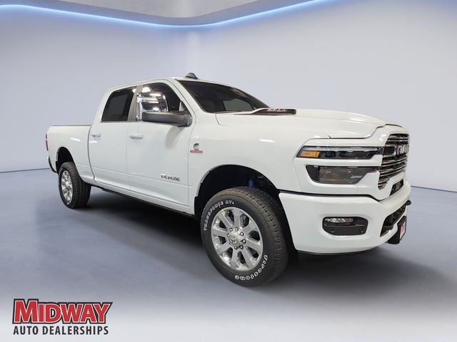 New 2026 Bright White Clear-Coat Exterior Paint RAM Laramie image 7