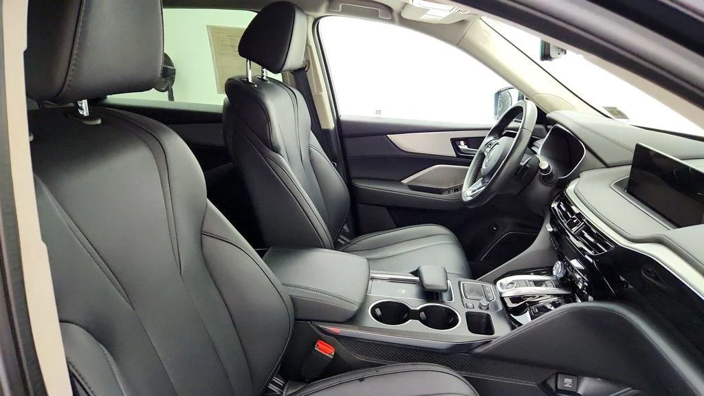 Used 2024 Majestic Black Pearl Acura SH-AWD image 23