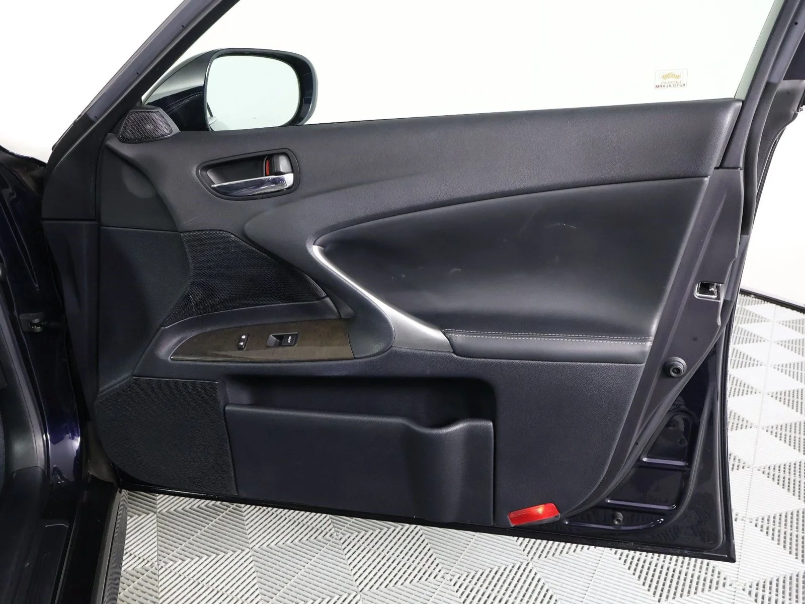 Used 2009 Black Lexus 250 image 21