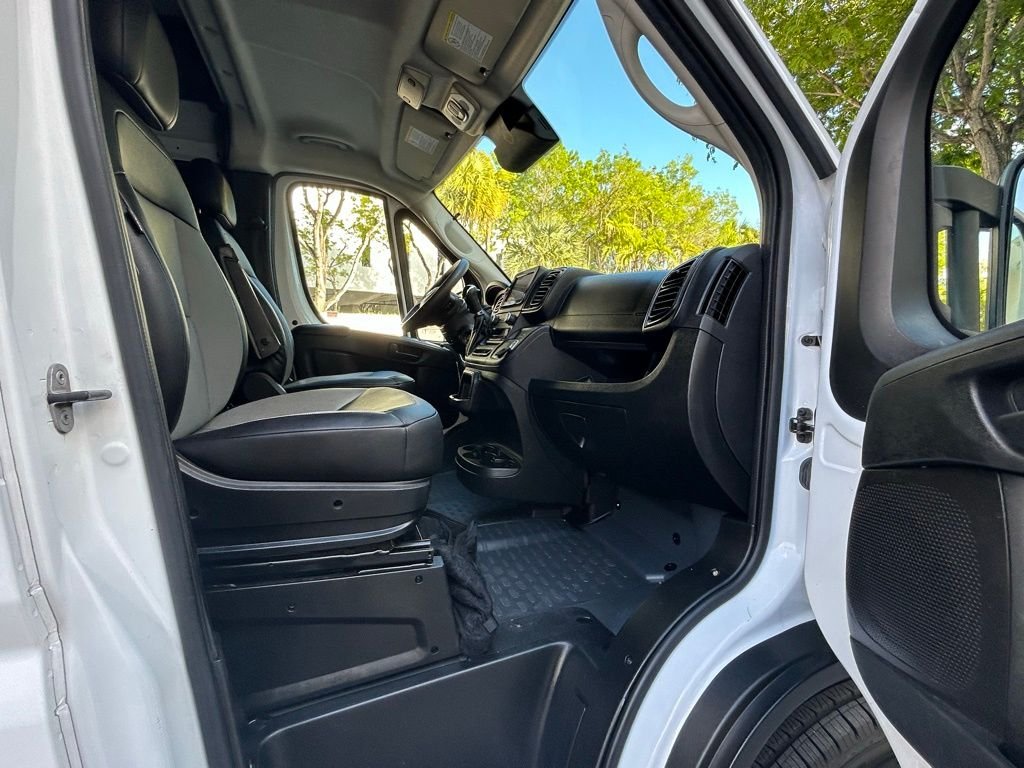 Used 2023 White Ram High Roof image 30