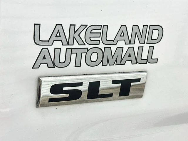 Pre-Owned 2020 Ram 1500 Classic SLT