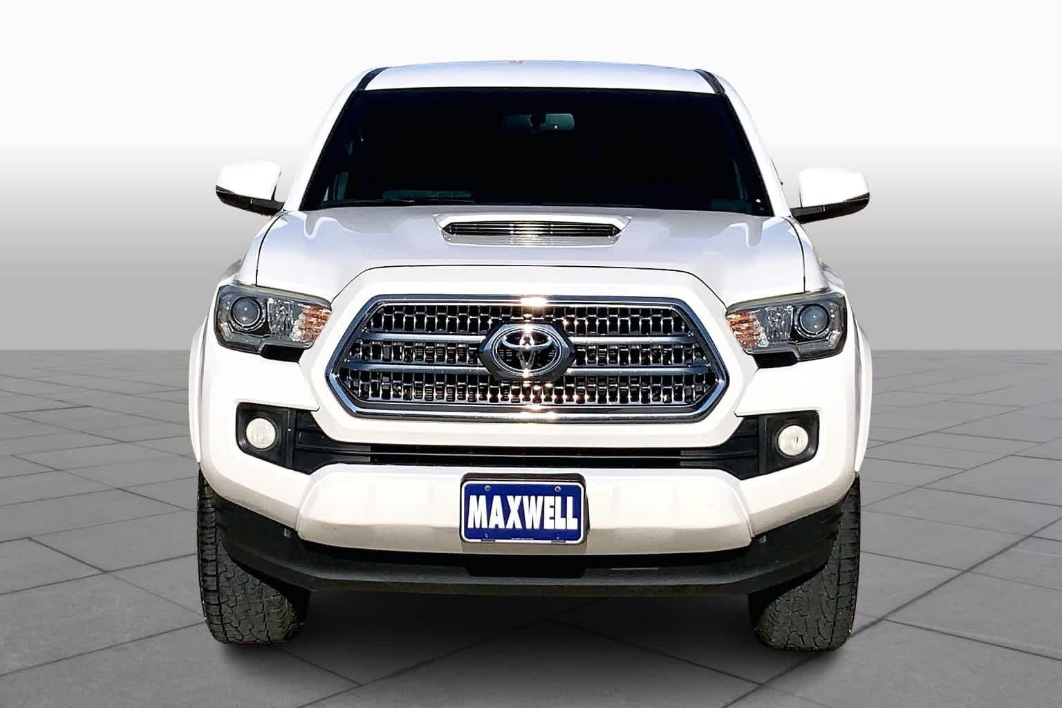 Used 2016 Super White Toyota TRD Sport image 5