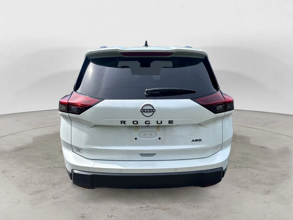 New 2026 Everest White Pearl Tricoat Nissan Dark Armor image 4