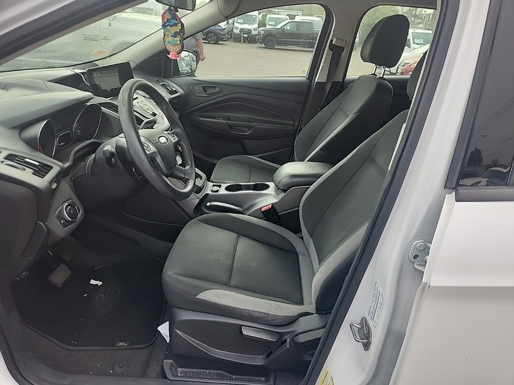 Used 2014 White Ford S image 19