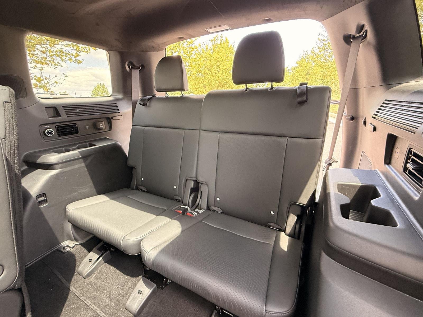 Used 2026 Shimmering Silver Hyundai Calligraphy image 18